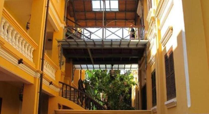Le Relais De Chhlong Hotel Kratie Buitenkant foto